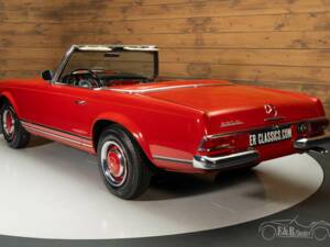 Immagine 7/19 di Mercedes-Benz 230 SL (1967)