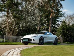 Imagen 14/50 de Aston Martin Vanquish Zagato (2017)