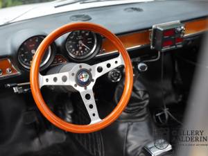 Bild 22/50 von Alfa Romeo Giulia 1300 GT Junior (1970)