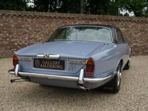 Bild 6/50 von Jaguar XJ 6 C 4.2 (1975)