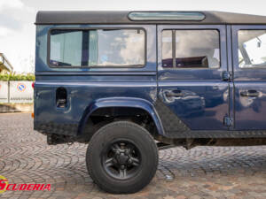 Image 21/36 of Land Rover Defender 110 Td5 (2001)