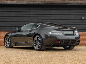 Immagine 3/50 di Aston Martin DBS (2010)