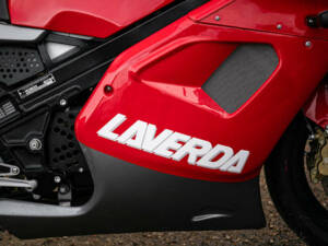 Image 13/31 of Laverda DUMMY (1997)