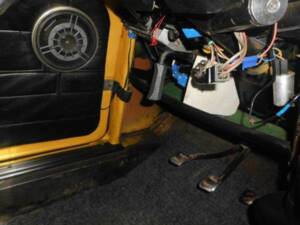 Bild 22/25 von Renault R 4 (1969)