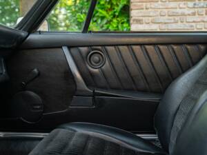 Image 32/50 de Porsche 911 SC 3.0 (1979)