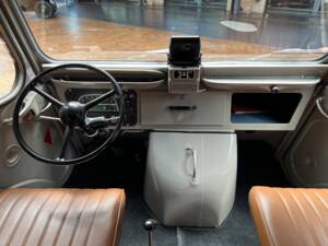 Bild 14/30 von Citroën HY (1976)