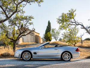 Bild 33/50 von Mercedes-Benz SL 55 AMG (2006)