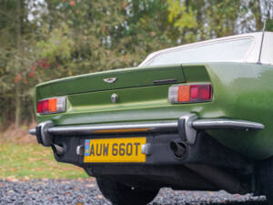 Immagine 41/50 di Aston Martin V8 Volante (1979)