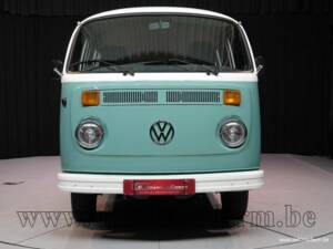 Imagen 9/15 de Volkswagen T2b Kombi (1978)