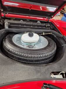 Image 30/82 of Ferrari 308 GTS Quattrovalvole (1983)