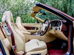 Bild 31/40 von Bentley Continental GTC (2007)
