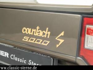 Bild 13/15 von Lamborghini Countach 5000 S (1983)