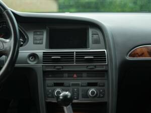 Bild 35/50 von Audi A6 2.7 T allroad quattro (2006)