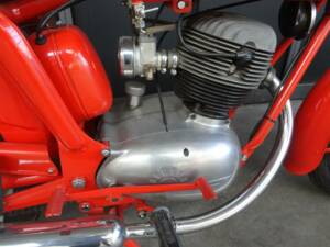 Image 7/9 of MV Agusta DUMMY (1960)