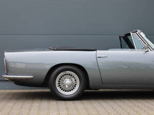 Image 19/24 of Aston Martin DB 6 Volante (1967)