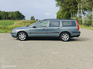 Image 4/39 of Volvo V 70 2.4 (2000)