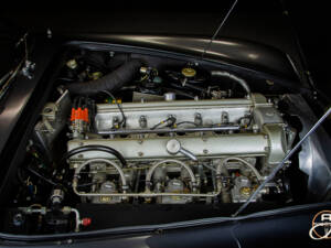 Bild 14/24 von Aston Martin DB 5 (1965)