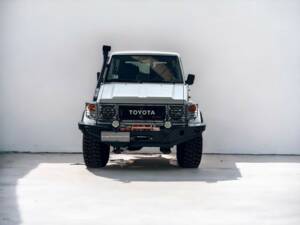 Image 3/14 of Toyota Land Cruiser BJ71 (1986)