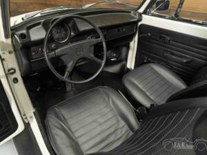 Image 2/19 of Volkswagen Beetle 1303 (1975)