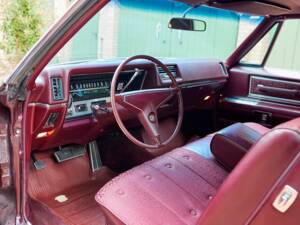 Bild 149/200 von Cadillac Coupe DeVille (1968)