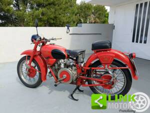 Image 6/10 of Moto Guzzi DUMMY (1960)