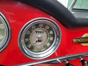 Image 24/65 of Alfa Romeo Giulietta Spider (1962)