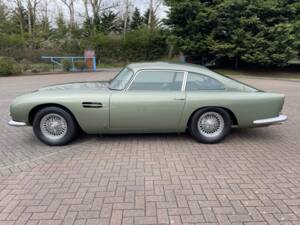 Image 4/16 of Aston Martin DB 5 (1963)