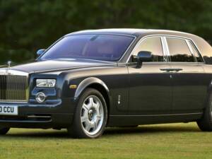 Image 5/50 of Rolls-Royce Phantom VII (2010)