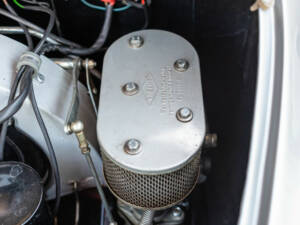Afbeelding 43/50 van Porsche 356 B 1600 Roadster (1962)