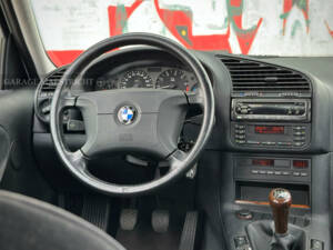 Imagen 54/100 de BMW 318is (1996)