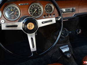 Image 9/20 de Alfa Romeo Giulia 1600 Sprint GT Veloce (1967)