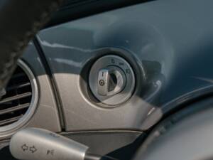 Image 180/185 of BMW Z8 (2001)