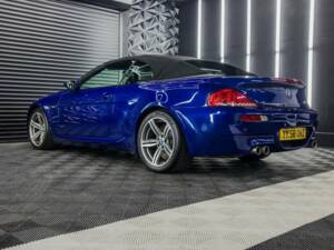 Bild 15/50 von BMW M6 (2008)