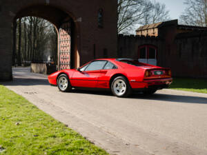 Image 8/38 of Ferrari 208 GTB Turbo (1987)