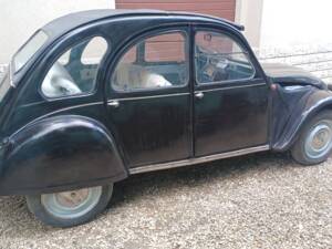 Image 3/17 of Citroën 2 CV 4 (1977)