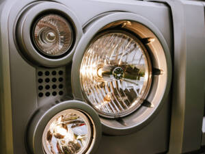 Bild 10/13 von Land Rover Defender SVX (2008)