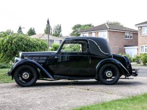Image 2/33 of Morris 12&#x2F;4 (1935)