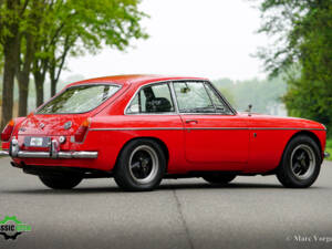 Image 39/46 de MG MGB GT V8 (1975)