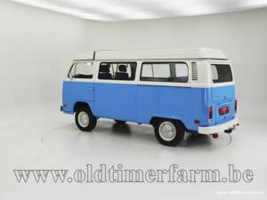 Imagen 4/15 de Volkswagen T2b Kombi (1973)