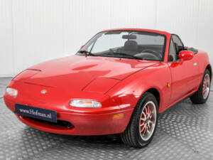 Immagine 18/50 di Mazda MX-5 1.8 (1995)