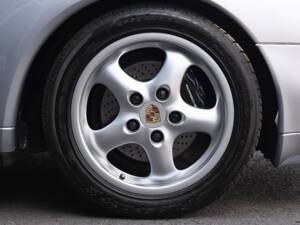 Bild 45/53 von Porsche 911 Carrera (1994)