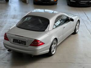 Image 1/28 of Mercedes-Benz CL 55 AMG (2002)