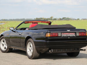 Image 2/44 de Aston Martin Virage Volante (1993)