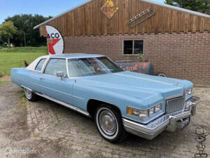 Image 1/24 de Cadillac Coupe DeVille (1975)