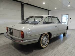 Imagen 4/15 de Alfa Romeo 2600 Sprint (1963)
