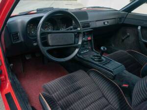 Image 2/48 of Porsche 924 Carrera GT (1981)