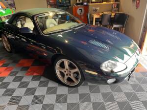 Bild 9/20 von Jaguar XKR (2001)