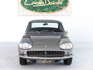 Immagine 15/36 di Ferrari 330 GT (1963)