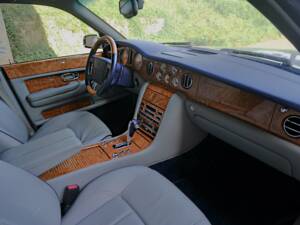 Image 23/31 of Bentley Arnage R (2005)