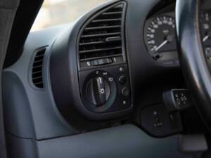 Bild 67/92 von BMW 325i (1994)
